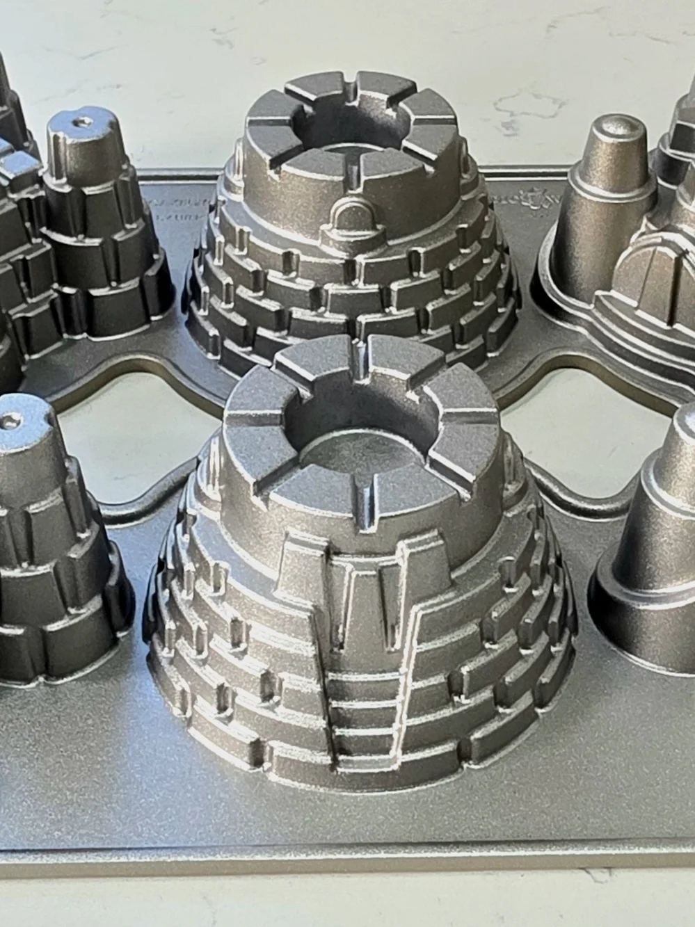 Nordic Ware Sand Castle Cakelette Pan 5 Cups/1.2L Mini Cakes Bakeware 6 Cavity